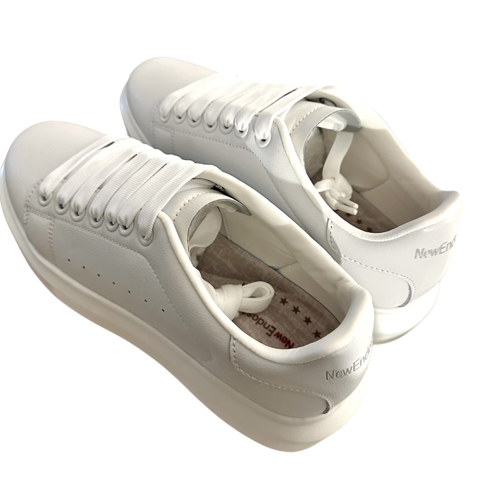 NWT Women's Fashion Sneakers,Vibration Height Increase Lightweight Comfortable